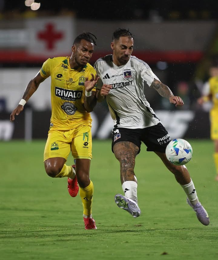 Jugador de Bucaramanga y Colo-Colo.